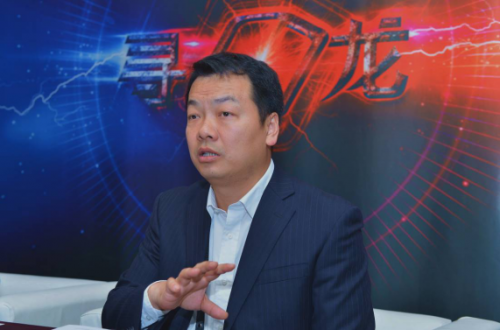 三星电子大中华区显示设备营销部总监李伟先生接受采访
