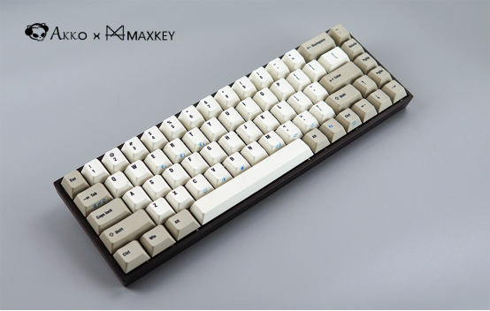 Akko联合MAXKEY推出TADA68 PRO蓝牙双模机械键盘